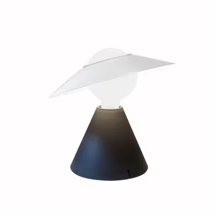 Moderne nordiske LED lysarmaturer Mellemstørrelse bordlampe