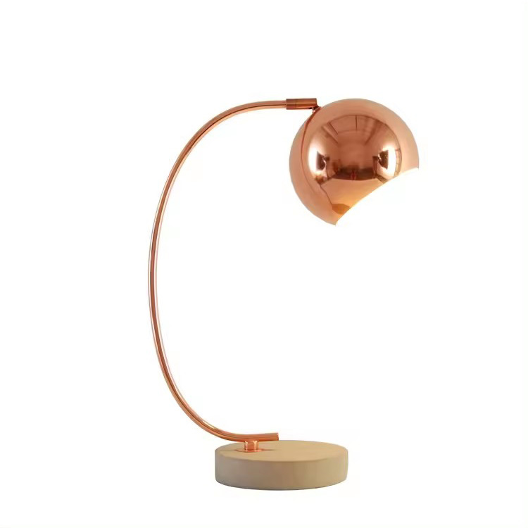 Vintage Bordbelysning Børstet Kobber Fiskejern Skrivebordslampe